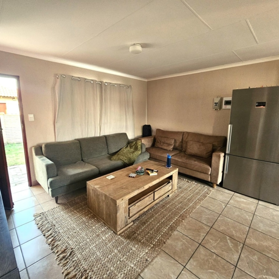 To Let 3 Bedroom Property for Rent in Waterkloof North West